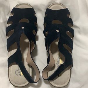 Skechers Memory Foam Sandals with Velcro back closure. Worn once. Navy